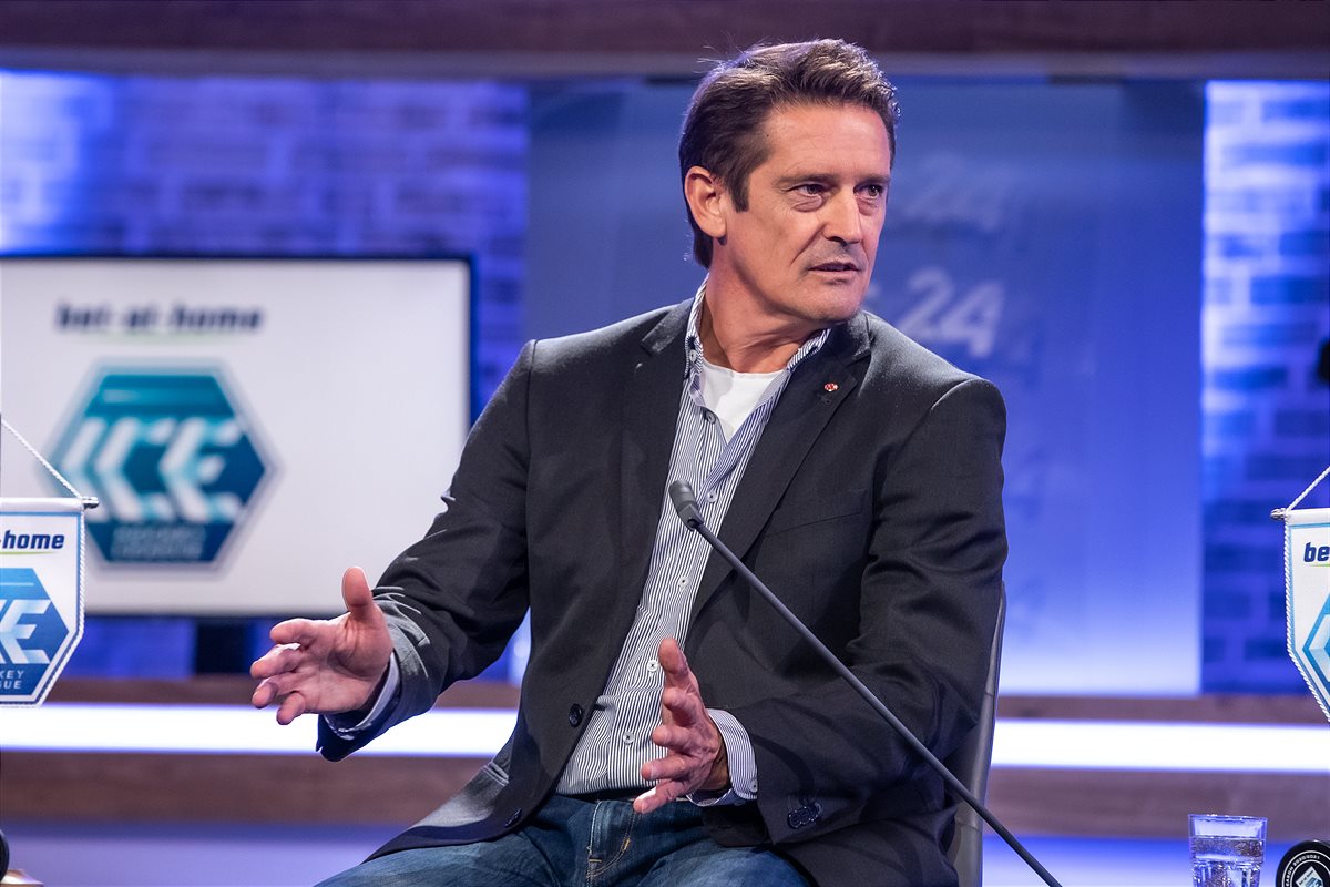 Oliver Pilloni, Manager EC-KAC