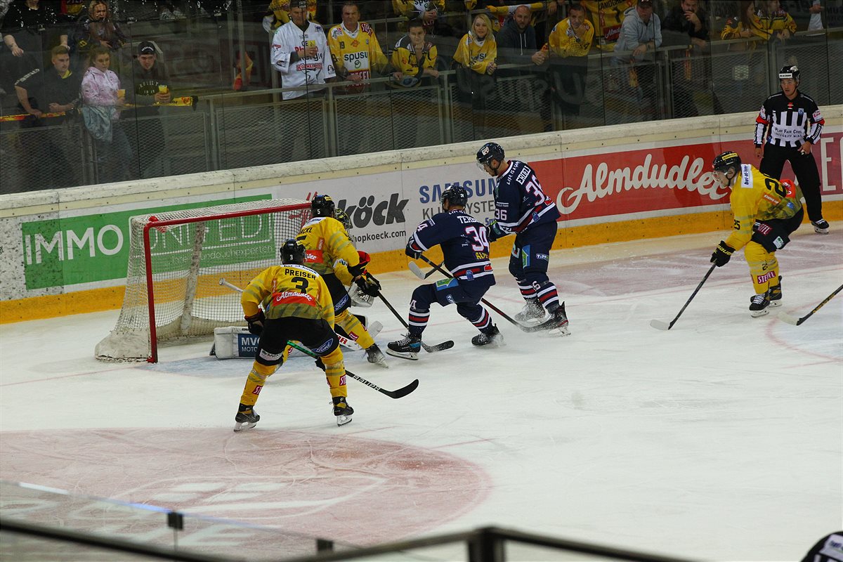 VIC vs. AVS 