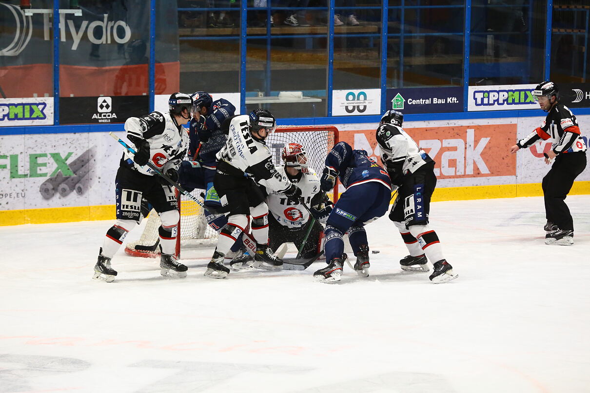 AVS-ZNO c) Soós Attila